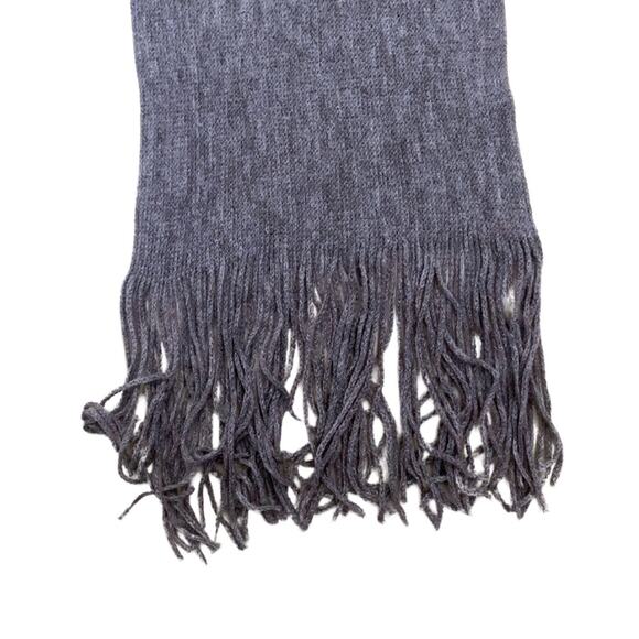 New York & Company Cozy Gray Scarf Fringe Grey Fall Winter Long - Picture 5 of 9